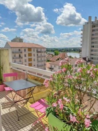 Les Cocons De Stephanie Vue Sur Lac D'Allier Vichy Bagian luar foto